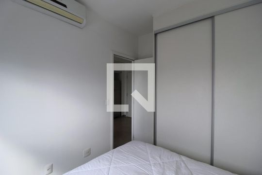 Quarto Suíte de kitnet/studio à venda com 1 quarto, 43m² em Vila Olímpia, São Paulo