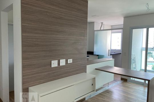 Sala de apartamento para alugar com 2 quartos, 55m² em Santa Teresinha, São Paulo