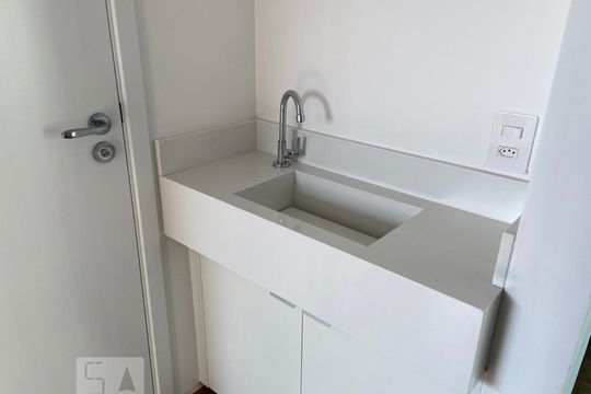 Suíte de apartamento para alugar com 2 quartos, 55m² em Santa Teresinha, São Paulo