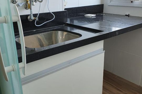 Cozinha de apartamento para alugar com 2 quartos, 55m² em Santa Teresinha, São Paulo