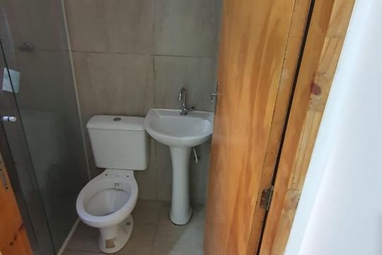 Suíte - Banheiro de casa para alugar com 1 quarto, 40m² em Vila Caraguatá, São Paulo