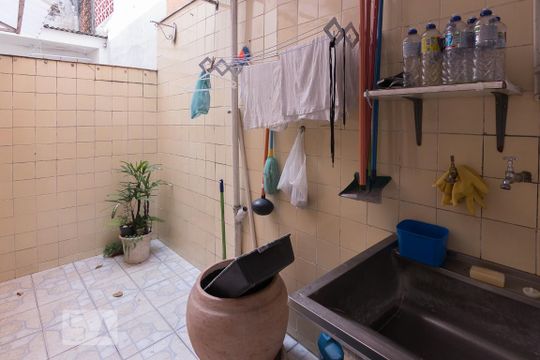 Área de Serviço de casa para alugar com 2 quartos, 90m² em Lapa, São Paulo