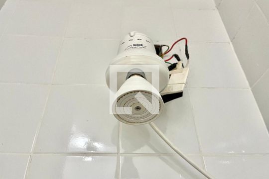 Banheiro da Suíte 1 de casa para alugar com 2 quartos, 80m² em Vila Clementino, São Paulo