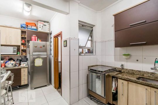 Cozinha de apartamento à venda com 1 quarto, 70m² em Bela Vista, São Paulo