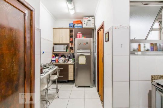 Cozinha de apartamento à venda com 1 quarto, 70m² em Bela Vista, São Paulo