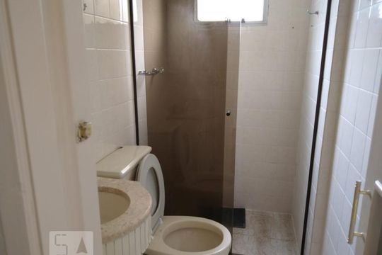 Banheiro de apartamento à venda com 2 quartos, 52m² em Jardim Celeste, São Paulo