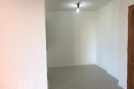 Sala de apartamento para alugar com 3 quartos, 70m² em Vila Aurora, São Paulo