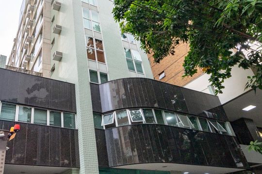 Fachada de apartamento para alugar com 1 quarto, 30m² em Savassi, Belo Horizonte