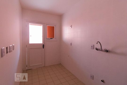 Casa de Condomínio à venda com 3 quartos, 110m² em Teresópolis, Porto Alegre
