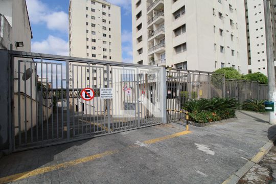 Fachada de apartamento para alugar com 2 quartos, 72m² em Vila Anhangüera, São Paulo