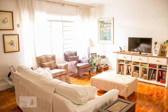 Sala de casa à venda com 3 quartos, 146m² em Jardim das Acácias, São Paulo