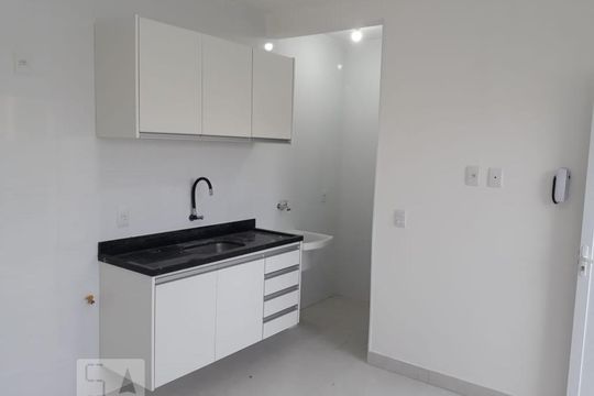Casa de Condomínio para alugar com 1 quarto, 25m² em Jardim Vergueiro (sacomã), São Paulo
