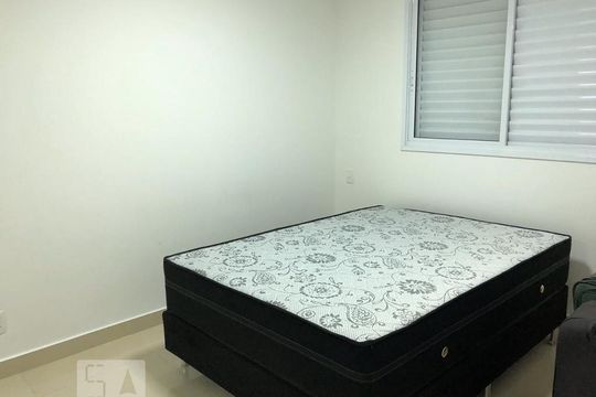 Suite de apartamento à venda com 2 quartos, 70m² em Setor Bueno, Goiânia