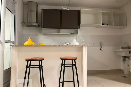 Cozinha de apartamento à venda com 2 quartos, 70m² em Setor Bueno, Goiânia