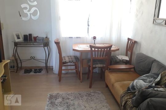 Sala de apartamento para alugar com 3 quartos, 49m² em Santa Felicidade, Curitiba