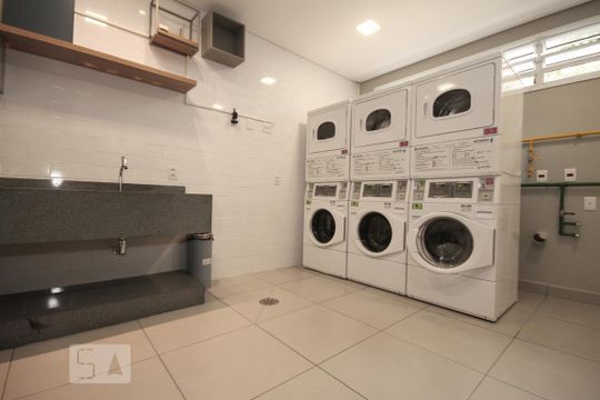 Lavanderia de apartamento para alugar com 2 quartos, 33m² em Cambuci, São Paulo
