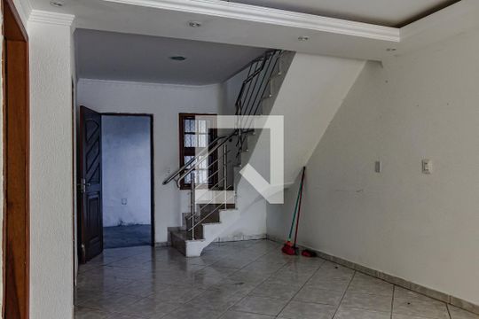 Sala de casa à venda com 4 quartos, 197m² em São José, Canoas