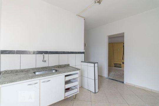 Cozinha de apartamento à venda com 7 quartos, 450m² em Vila Camilópolis, Santo André