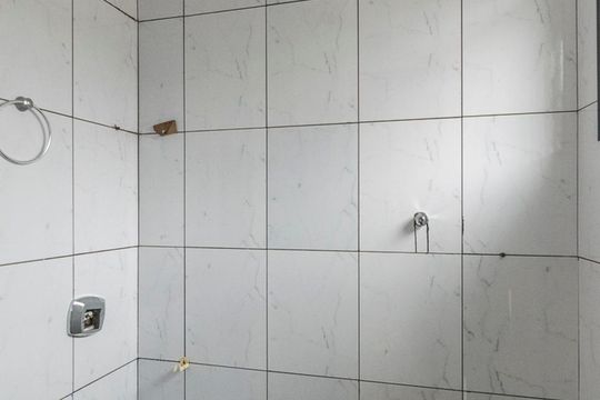 Banheiro da Suíte de apartamento à venda com 7 quartos, 450m² em Vila Camilópolis, Santo André