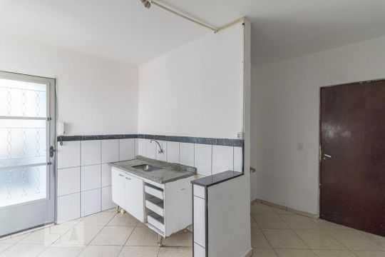 Cozinha de apartamento à venda com 7 quartos, 450m² em Vila Camilópolis, Santo André