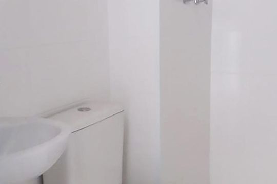 Detalhe banheiro de apartamento à venda com 1 quarto, 35m² em Quinta da Paineira, São Paulo