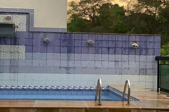 Piscina de apartamento para alugar com 4 quartos, 700m² em Ingá, Niterói