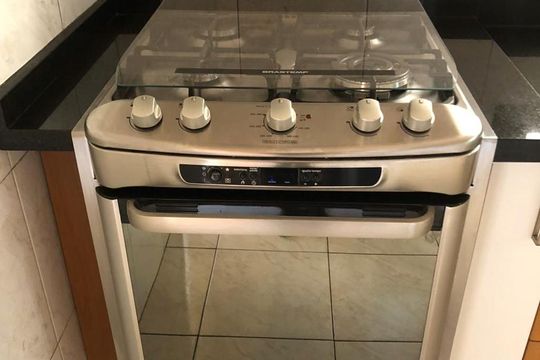 Detalhe da cozinha de casa para alugar com 3 quartos, 128m² em Jardim Taboão, São Paulo