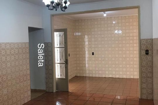 sala de estar de casa para alugar com 3 quartos, 130m² em Jardim García, Campinas