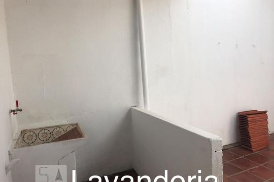 lavanderia de casa para alugar com 3 quartos, 130m² em Jardim García, Campinas