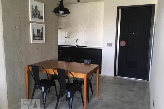 Detalhe sala de apartamento para alugar com 1 quarto, 71m² em Jardim Fonte do Morumbi, São Paulo