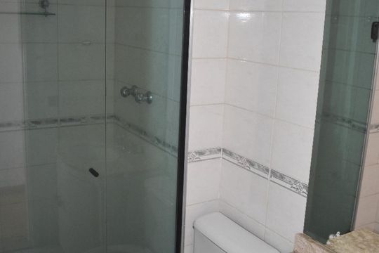 Banheiro Suíte  de apartamento para alugar com 3 quartos, 74m² em Jardim Colombo, São Paulo