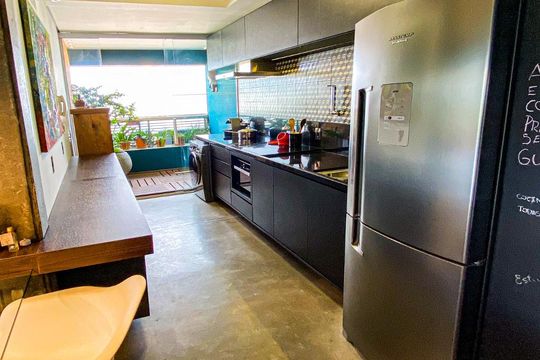 Cozinha  de kitnet/studio à venda com 1 quarto, 69m² em Petrópolis, Porto Alegre