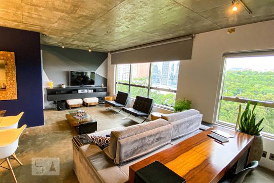 Sala  de kitnet/studio à venda com 1 quarto, 69m² em Petrópolis, Porto Alegre