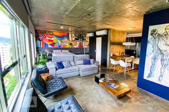 Kitnet/Studio à venda com 1 quarto, 69m² em Petrópolis, Porto Alegre