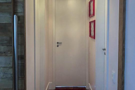Corredor de apartamento à venda com 3 quartos, 135m² em Chácara Santo Antônio (zona Sul), São Paulo