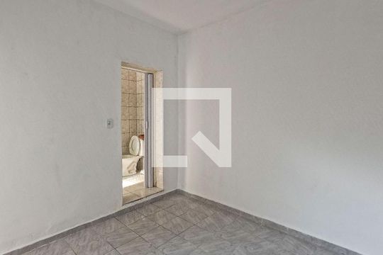 Quarto  de casa para alugar com 1 quarto, 40m² em Piqueri, São Paulo