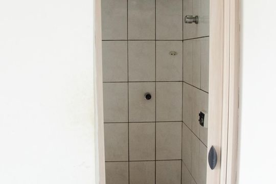 Banheiro de kitnet/studio para alugar com 1 quarto, 20m² em Jardim Japão, São Paulo