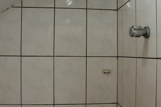 Banheiro de kitnet/studio para alugar com 1 quarto, 20m² em Jardim Japão, São Paulo
