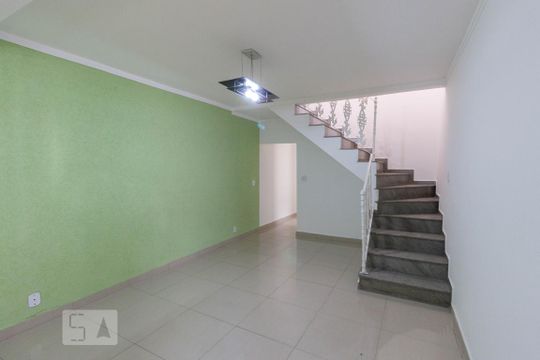 Sala de casa à venda com 4 quartos, 130m² em Água Fria, São Paulo