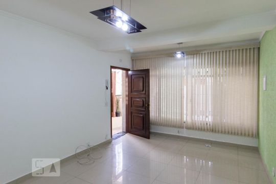 Sala de casa à venda com 4 quartos, 130m² em Água Fria, São Paulo