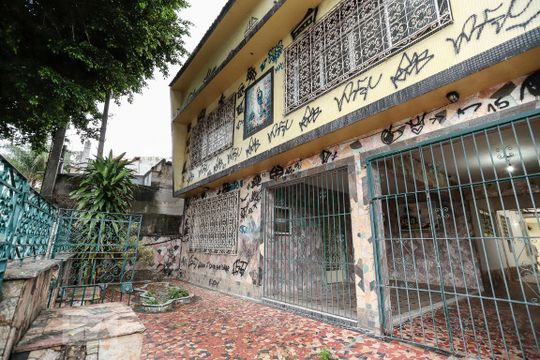 Fachada de casa à venda com 5 quartos, 484m² em Abolição, Rio de Janeiro