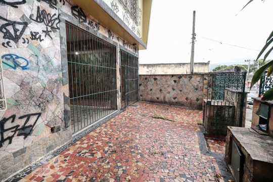 Quintal de casa à venda com 5 quartos, 484m² em Abolição, Rio de Janeiro