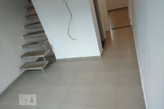 Sala de casa à venda com 2 quartos, 82m² em Vila Santa Catarina, São Paulo