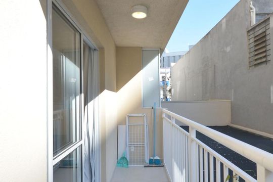 Varanda Estudio de kitnet/studio para alugar com 1 quarto, 30m² em Liberdade, São Paulo
