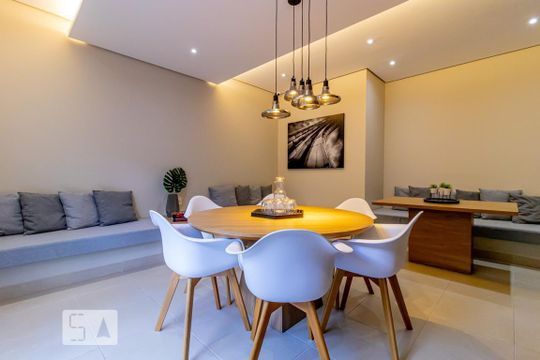 Salão de Jogos de kitnet/studio para alugar com 1 quarto, 30m² em Liberdade, São Paulo