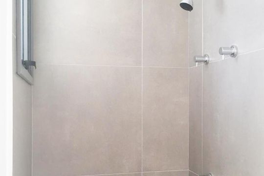Banheiro  de kitnet/studio para alugar com 1 quarto, 25m² em Alto da Mooca, São Paulo