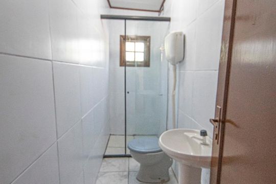 Banheiro de casa à venda com 2 quartos, 55m² em Campestre, São Leopoldo
