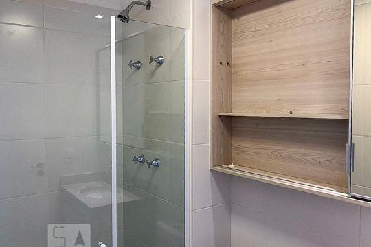 Banheiro 2 de apartamento para alugar com 2 quartos, 74m² em Quarta Parada, São Paulo