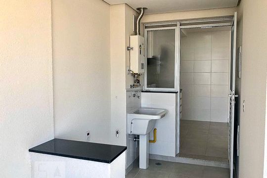 Área de Serviço de apartamento para alugar com 2 quartos, 74m² em Quarta Parada, São Paulo