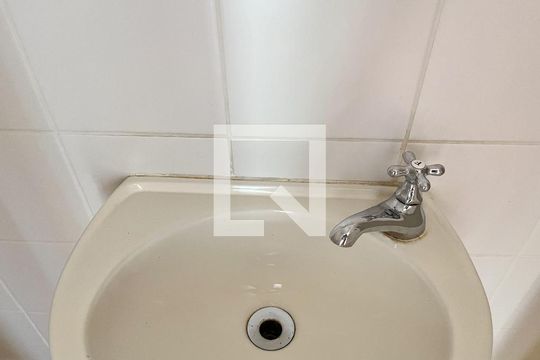 Lavabo de apartamento para alugar com 2 quartos, 53m² em Vila Clementino, São Paulo